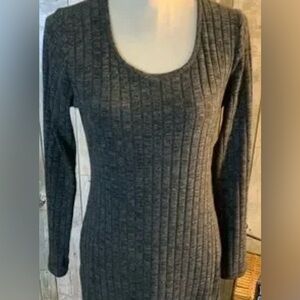 Rue21 Gray Ribbed Knit Top